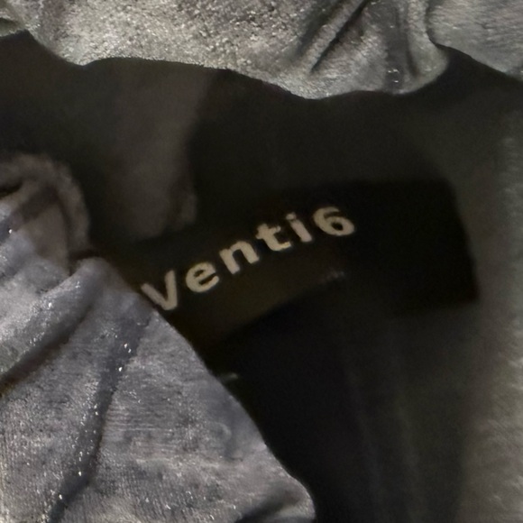 NWOT Venti6 Italian Crinkle Pinstripe Jogger size Large - Picture 4 of 4